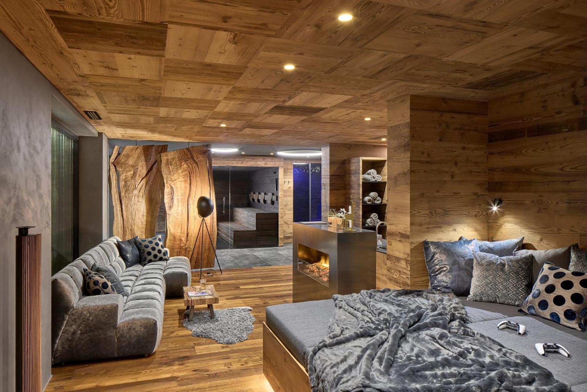Luxury Chalet Vilaiet Ortisei Exterior photo